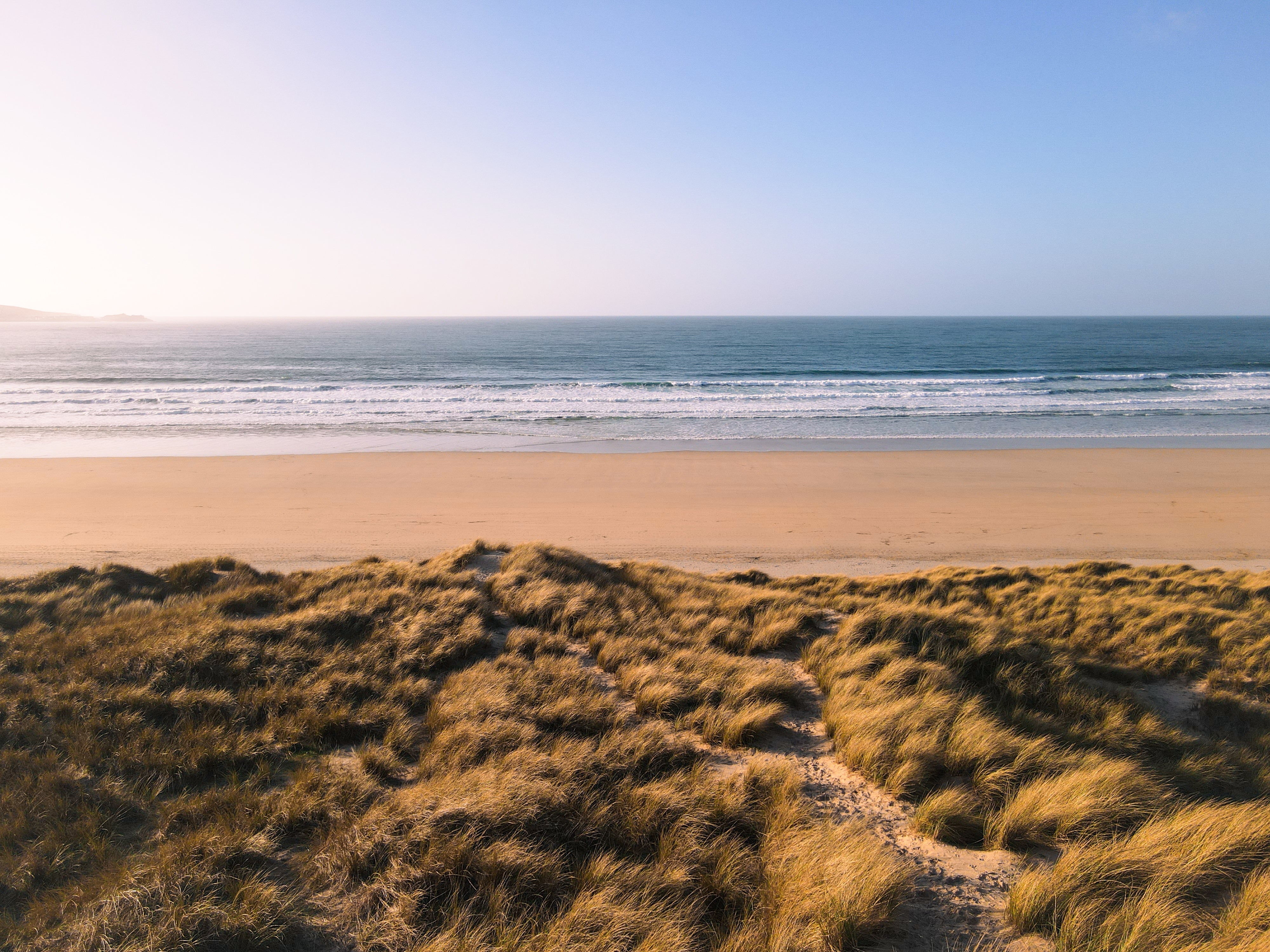 Live Surf Forecast Cornwall: Check St Ives Bay Swell & Weather